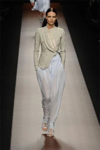 Look 18